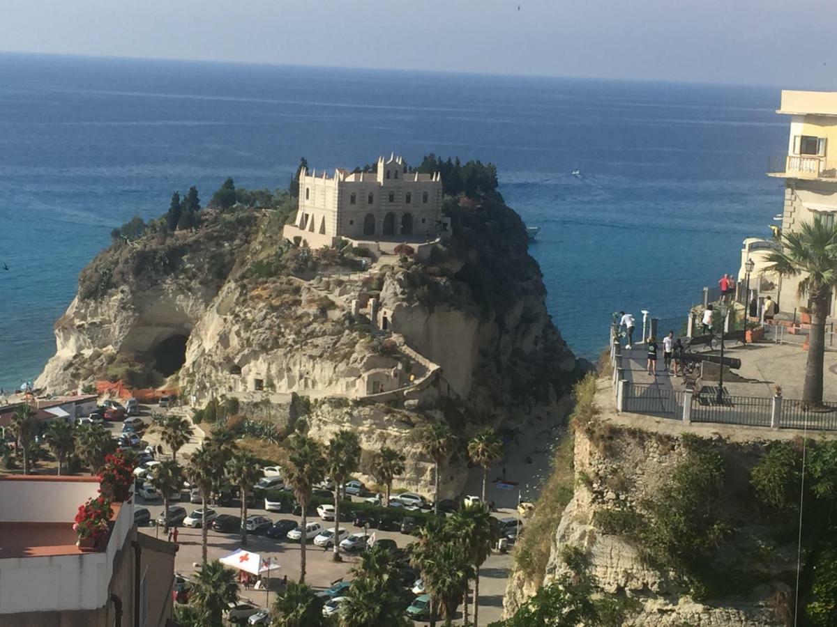 Lo Splendore Del Borgo Tropea Exterior foto