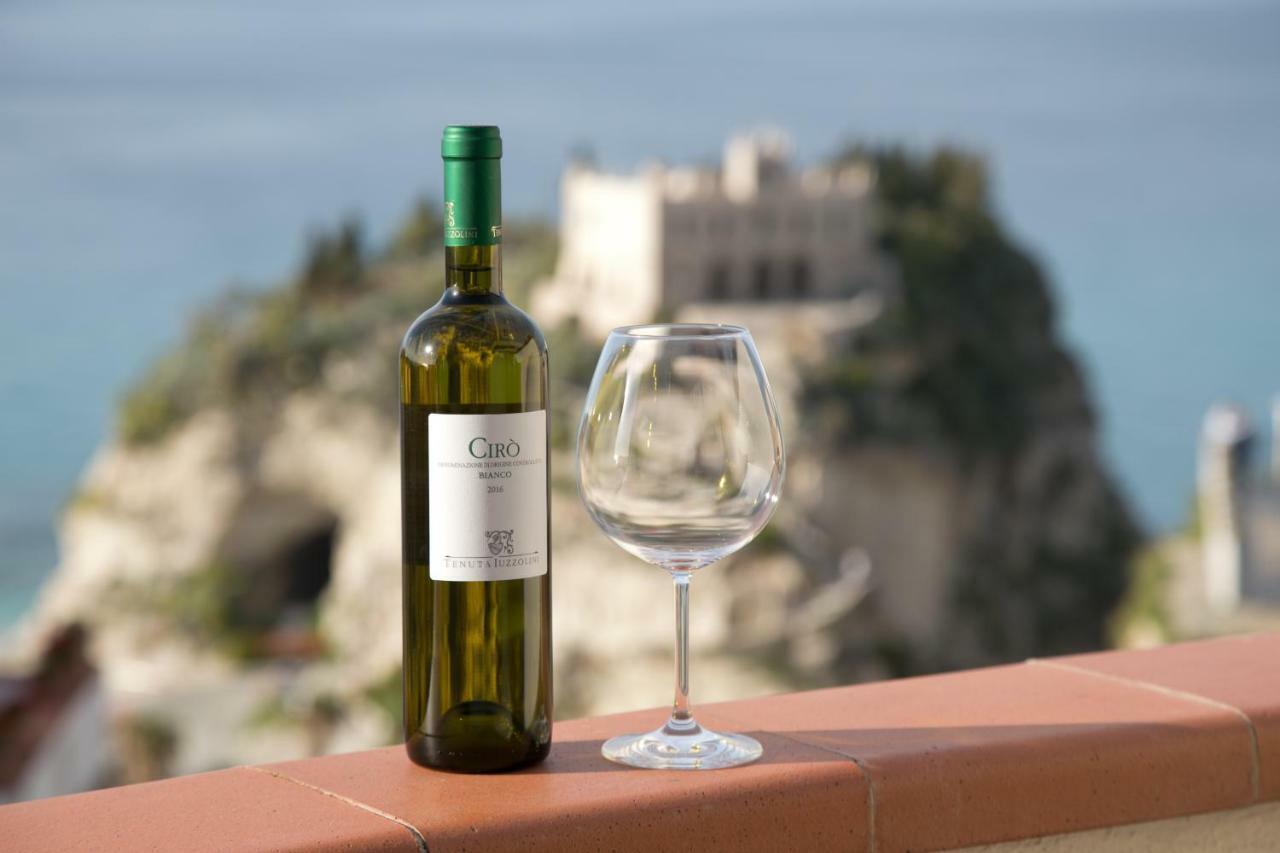 Lo Splendore Del Borgo Tropea Exterior foto